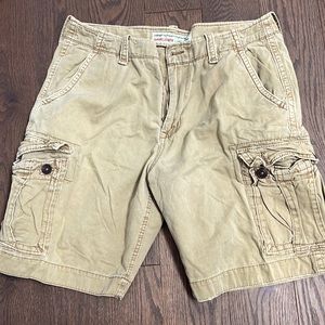 Men’s American Eagle cargo shorts